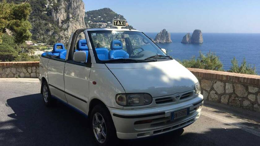 In giro con un taxi caprese - Capri My Day Experiences